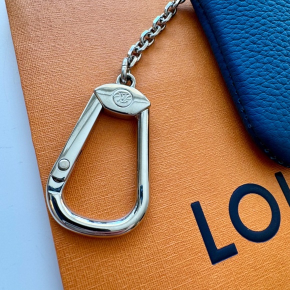Louis Vuitton Key Pouch PM (BNIB) - Picture 12 of 12